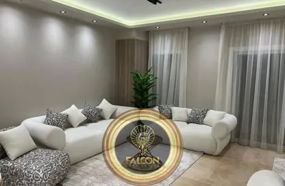 Apartment - 3 Bedrooms - 2 Bathrooms for sale in Hyde Park Central - The 6th Settlement - New Cairo City - Cairo