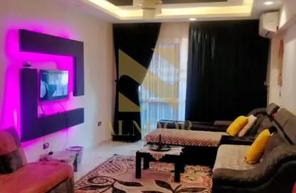 Apartment - 2 Bedrooms - 1 Bathroom for rent in Degla Palms - Al Wahat Road - 6 October City - Giza