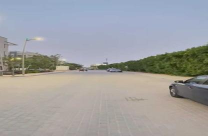 شقة - 3 غرف نوم - 3 حمامات للبيع في جاليريا  مون فالى - المستثمرين الجنوبية - مدينة القاهرة الجديدة - القاهرة