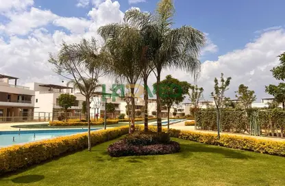 Villa - 4 Bedrooms - 5 Bathrooms for sale in Upville - Cairo Alexandria Desert Road - 6 October City - Giza