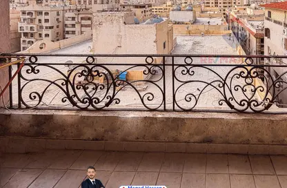 Apartment - 3 Bedrooms - 2 Bathrooms for sale in Victor Ammanuel Square - Smouha - Hay Sharq - Alexandria