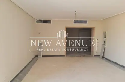 Apartment - 3 Bedrooms - 3 Bathrooms for sale in New Giza - Cairo Alexandria Desert Road - 6 October City - Giza