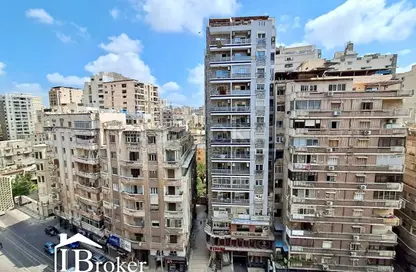 شقة - 4 غرف نوم - 2 حمامات للايجار في بولكلي - حي شرق - الاسكندرية