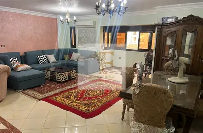شقة - 3 غرف نوم - 2 حمامات للايجار في مسجد فاطمة الشربتلي - الحي الثالث - التجمع الخامس - مدينة القاهرة الجديدة - القاهرة