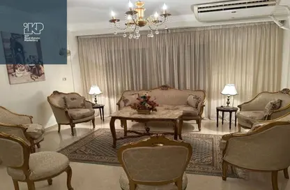 شقة - 3 غرف نوم - 2 حمامات للبيع في المنطقة الثامنة - مدينة نصر - القاهرة