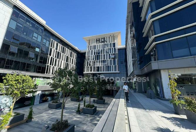 8363614 - Property Image 2