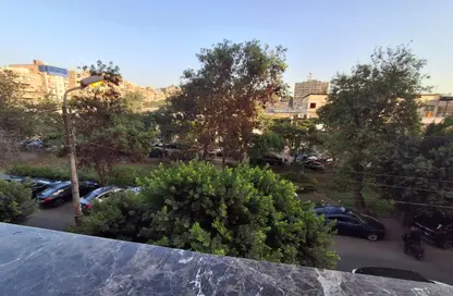 شقة - 3 غرف نوم - 2 حمامات للبيع في شارع الشيخ علي محمود - ميدان المحكمة - النزهة - القاهرة