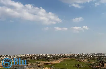 شقة - 4 غرف نوم - 5 حمامات للبيع في نيو جيزة - طريق مصر اسكندرية الصحراوي - مدينة 6 أكتوبر - الجيزة