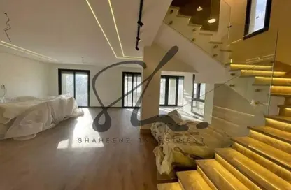Villa - 5 Bedrooms - 4 Bathrooms for sale in Hyde Park - 5th Settlement Compounds - The 5th Settlement - New Cairo City - Cairo