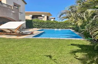 Villa - 4 Bedrooms - 4 Bathrooms for sale in Hood 1 St. - Green Belt - 6 October City - Giza