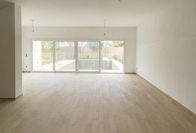 8528870 - Property Main Image