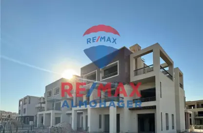 Twin House - 3 Bedrooms - 4 Bathrooms for sale in New Giza - Cairo Alexandria Desert Road - 6 October City - Giza