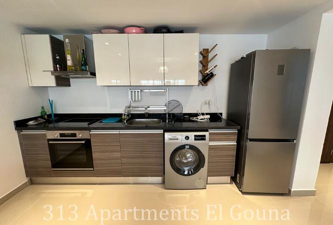 8211801 - Property Image 2