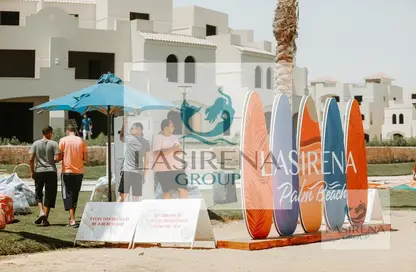 Chalet - 2 Bedrooms - 2 Bathrooms for sale in Lasirena Palm Beach - Al Ain Al Sokhna - Suez