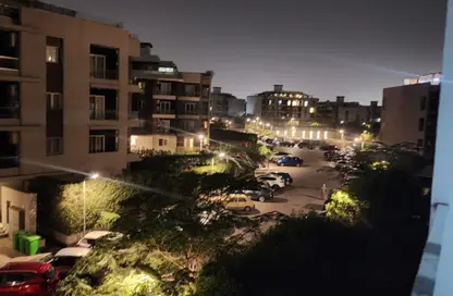 شقة - 3 غرف نوم - 2 حمامات للايجار في زايد ديونز - الحي السادس - الشيخ زايد - الجيزة