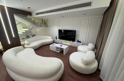 Villa - 3 Bedrooms - 3 Bathrooms for rent in Madinaty - Cairo
