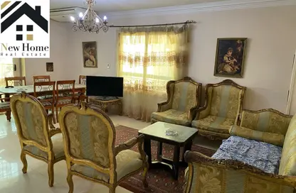 شقة - 3 غرف نوم - 2 حمامات للبيع في شارع الاسراء - المهندسين - الجيزة