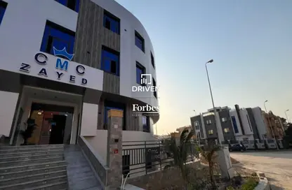 Clinic - Studio - 2 Bathrooms for sale in 7th District - Sheikh Zayed City - Giza