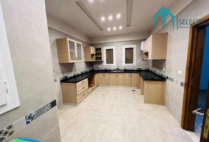 8359901 - Property Image 3