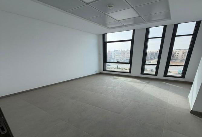 8432649 - Property Image 3