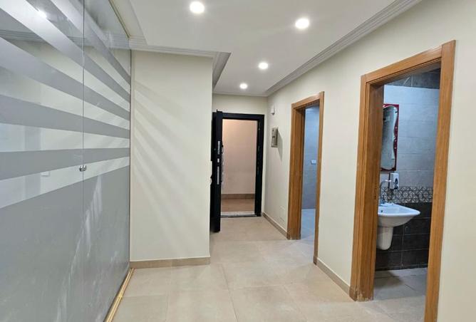 8223060 - Property Image 3