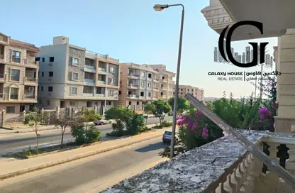 شقة - 3 غرف نوم - 2 حمامات للبيع في المجاورة الاولي - المنطقة الثانية - مدينة الشروق - القاهرة