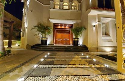 Villa - 4 Bedrooms - 4 Bathrooms for sale in Swan Lake Residence - 5th Settlement Compounds - The 5th Settlement - New Cairo City - Cairo