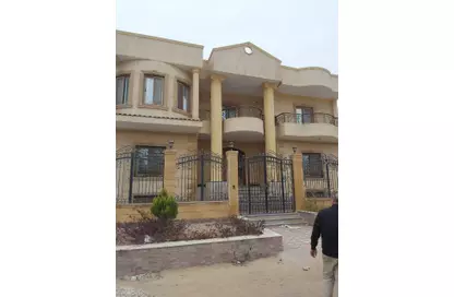 Villa - 6 Bathrooms for sale in El Motamayez District - Badr City - Cairo