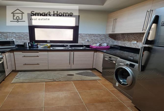 8025258 - Property Image 3