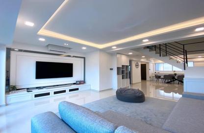 Penthouse - 3 Bedrooms - 3 Bathrooms for sale in Ivoire - Sheikh Zayed City - Giza