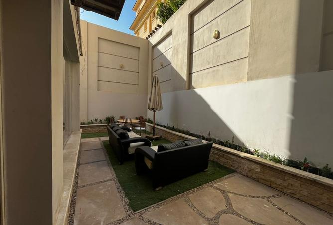 8289869 - Property Image 3