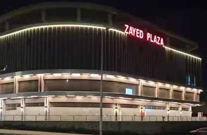 Shop - Studio - 2 Bathrooms for rent in Sheikh Zayed City - Giza