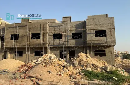 أي فيلا - 4 غرف نوم - 4 حمامات للبيع في جولف سيتي - مدينة العبور - القليوبية