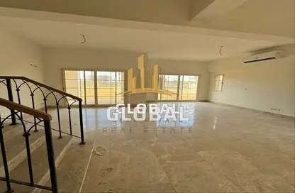 Twin House - 3 Bedrooms - 4 Bathrooms for rent in Celesta Hills - Uptown Cairo - Mokattam - Cairo