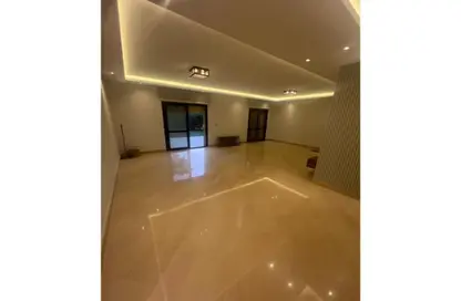شقة - 3 غرف نوم - 3 حمامات للايجار في 6 ويست - بيفرلي هيلز - كمبوندات الشيخ زايد - الشيخ زايد - الجيزة