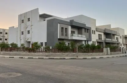 فيلا - 4 غرف نوم - 5 حمامات للبيع في مدينة وصال - كمبوندات الشروق - مدينة الشروق - القاهرة