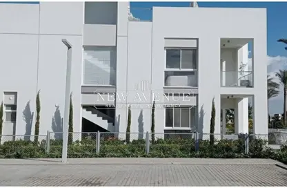 فيلا - 3 غرف نوم - 3 حمامات للبيع في كايرو جايت - كمبوندات الشيخ زايد - الشيخ زايد - الجيزة