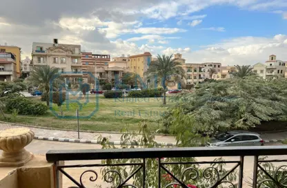 شقة - 4 غرف نوم - 3 حمامات للبيع في محور احمد شوقي - البنفسج 1 - البنفسج - مدينة القاهرة الجديدة - القاهرة