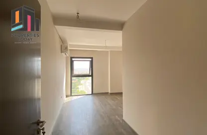 Apartment - 3 Bedrooms - 3 Bathrooms for rent in Park Side Residence - Zed Towers - Sheikh Zayed Compounds - Sheikh Zayed City - Giza
