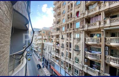 شقة - 3 غرف نوم - 2 حمامات للايجار في شارع بورسعيد - سبورتنج - حي شرق - الاسكندرية