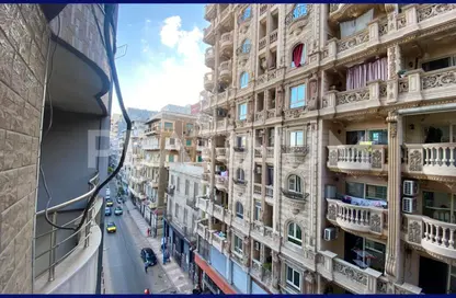 شقة - 3 غرف نوم - 2 حمامات للايجار في شارع بورسعيد - سبورتنج - حي شرق - الاسكندرية