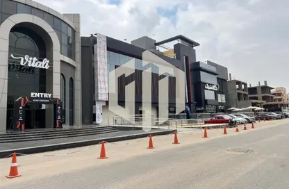 محل تجاري - استوديو - 2 حمامات للايجار في وان جولدن سكوير مول - التجمع الخامس - مدينة القاهرة الجديدة - القاهرة