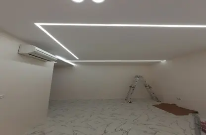 Apartment - 3 Bedrooms - 3 Bathrooms for sale in Village West - Sheikh Zayed Compounds - Sheikh Zayed City - Giza
