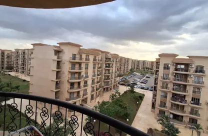Apartment - 3 Bedrooms - 2 Bathrooms for sale in Al Rehab - New Cairo City - Cairo