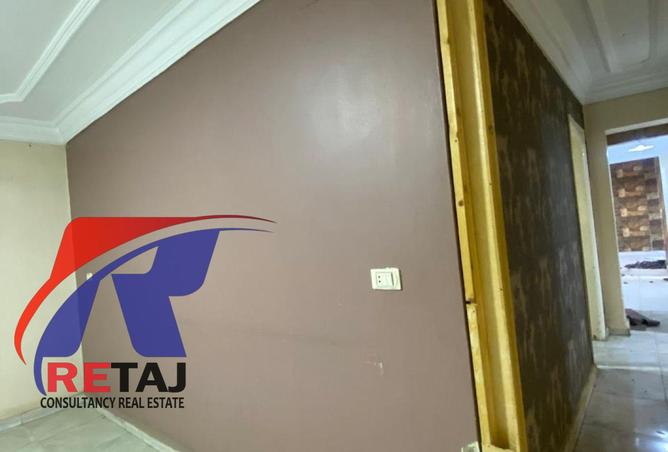 8275860 - Property Image 3