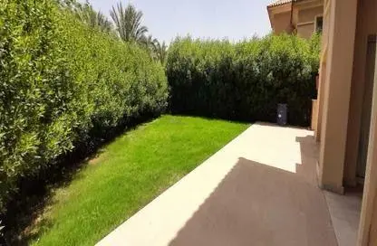 Villa - 4 Bedrooms - 3 Bathrooms for sale in Stone Park - 5th Settlement Compounds - The 5th Settlement - New Cairo City - Cairo