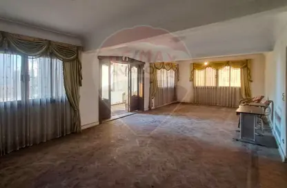 Apartment - 4 Bedrooms - 2 Bathrooms for sale in Cleopatra - Hay Sharq - Alexandria