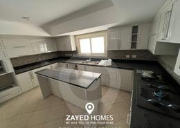 دوبلكس - 3 غرف نوم - 3 حمامات for للايجار in نيو جيزة - طريق مصر اسكندرية الصحراوي - مدينة 6 أكتوبر - الجيزة