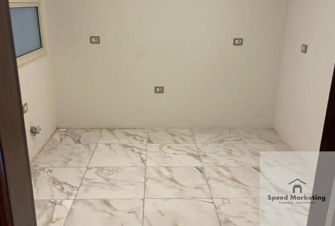 8396288 - Property Image 3