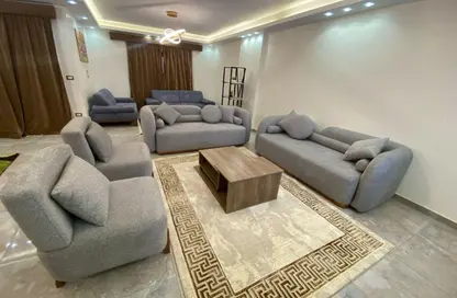 Apartment - 3 Bedrooms - 2 Bathrooms for rent in Mohamed Talaat Salem St. - 1st Zone - Nasr City - Cairo